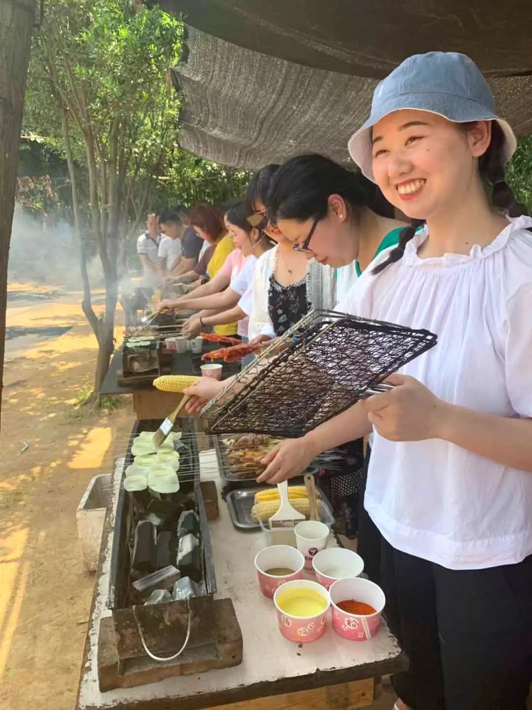 尊龙凯时人生就是搏团建 | 打卡后官湖湿地公园，顶住高温出来烧烤的都是真爱呀~